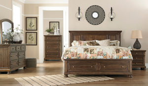 Flynnter Queen Storage Bedroom Set