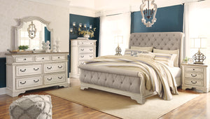 Realyn Queen Upholstered Bedroom Set