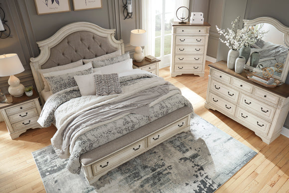 Realyn Queen Storage Bedroom Set