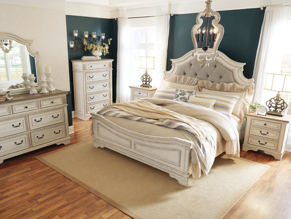 Realyn King Bedroom Set